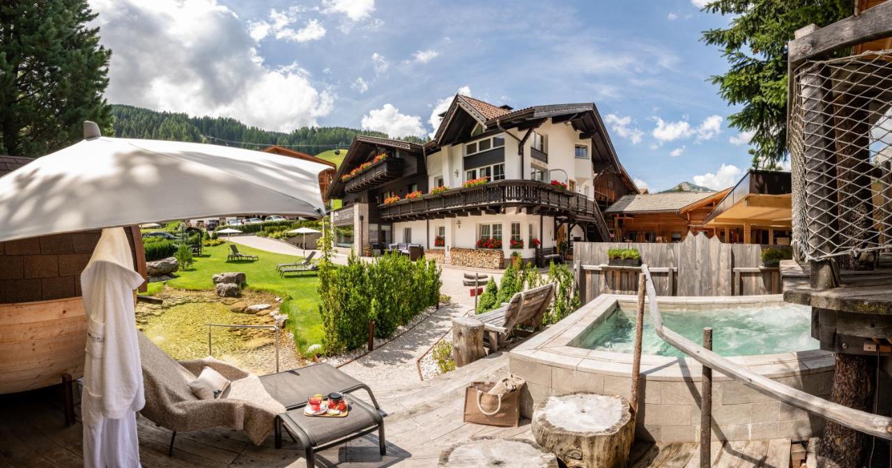Chalet Elisabeth Dolomites Alpin & Charme سيلفا دي فال جاردينا المظهر الخارجي الصورة